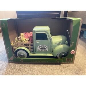 Member's Mark Pre-Lit Fall Fresh Flower Market Battery Operated
